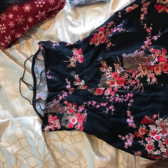 Dress - Picture 2 of 3